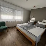 Apartman Oya *